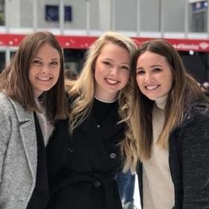 Meet your Posher, Casey